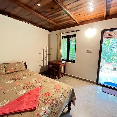 Munroe Nest Homestay Mundrothuruth Extérieur photo