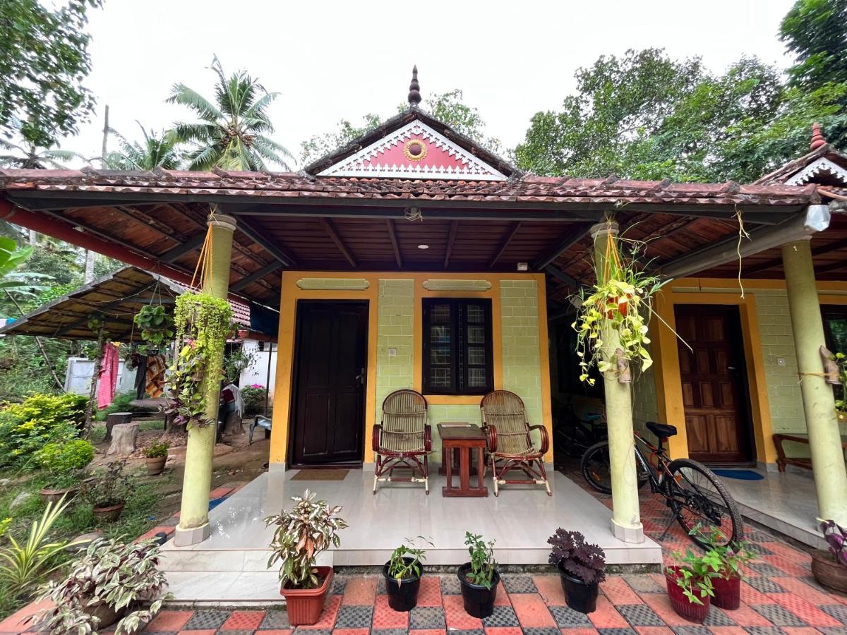 Munroe Nest Homestay Mundrothuruth Extérieur photo