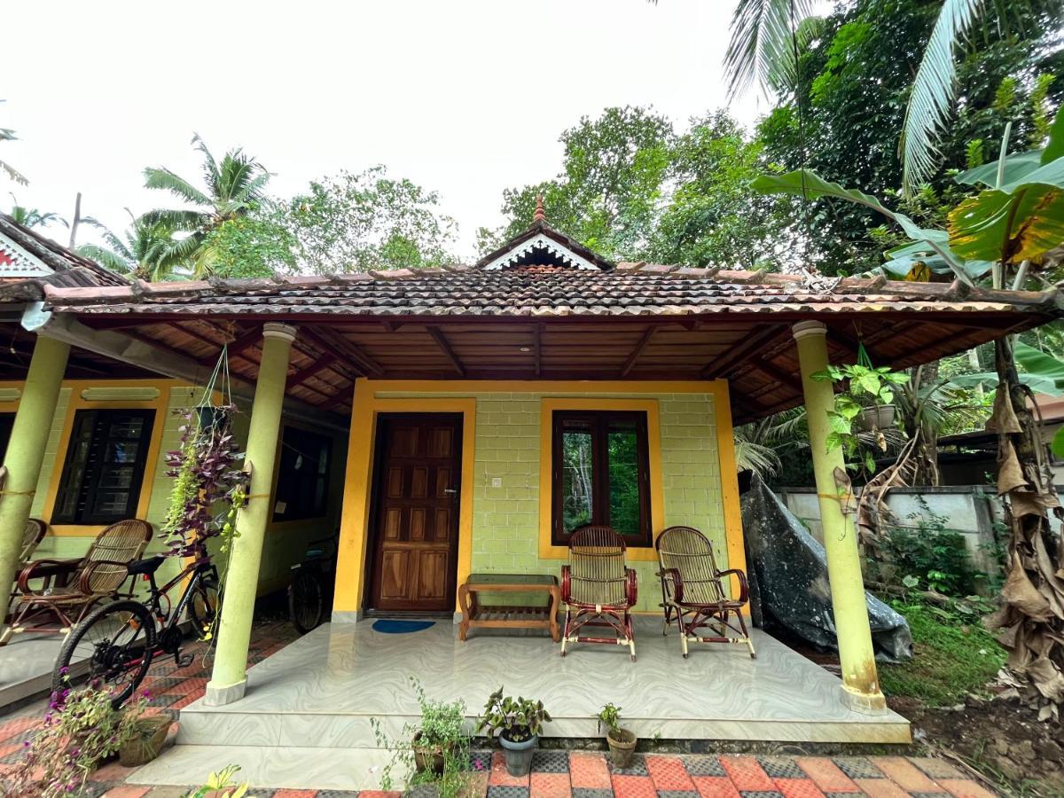 Munroe Nest Homestay Mundrothuruth Extérieur photo
