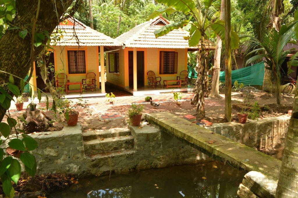 Munroe Nest Homestay Mundrothuruth Extérieur photo
