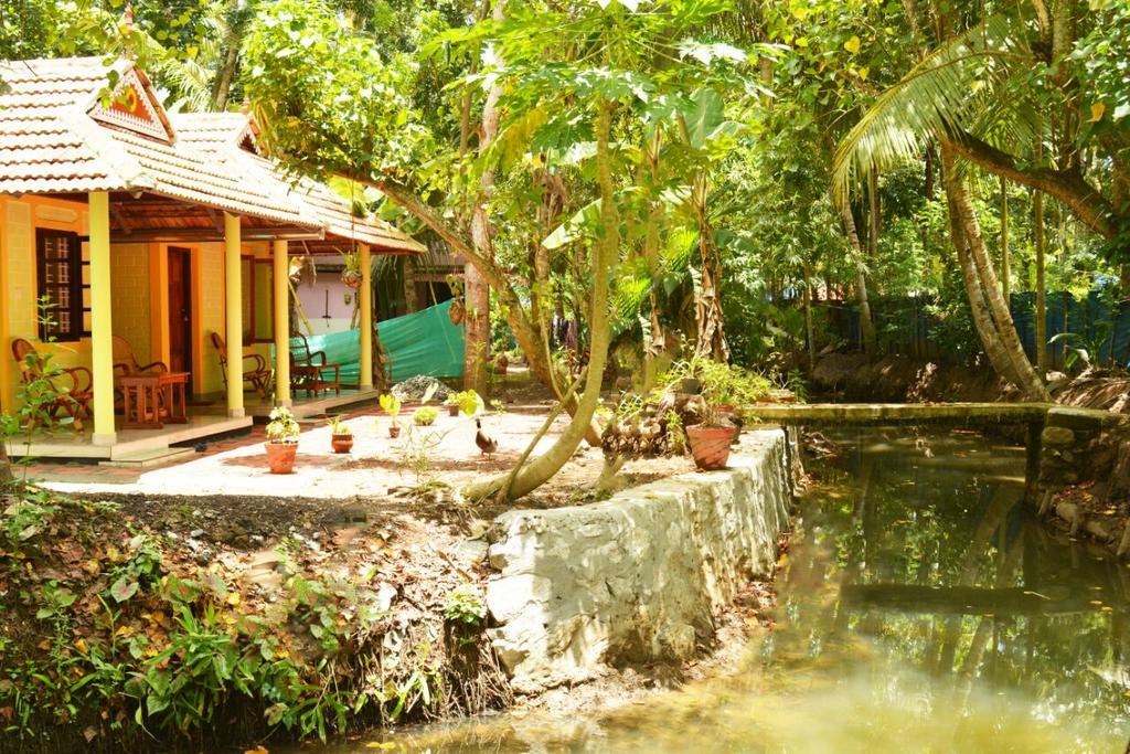 Munroe Nest Homestay Mundrothuruth Extérieur photo